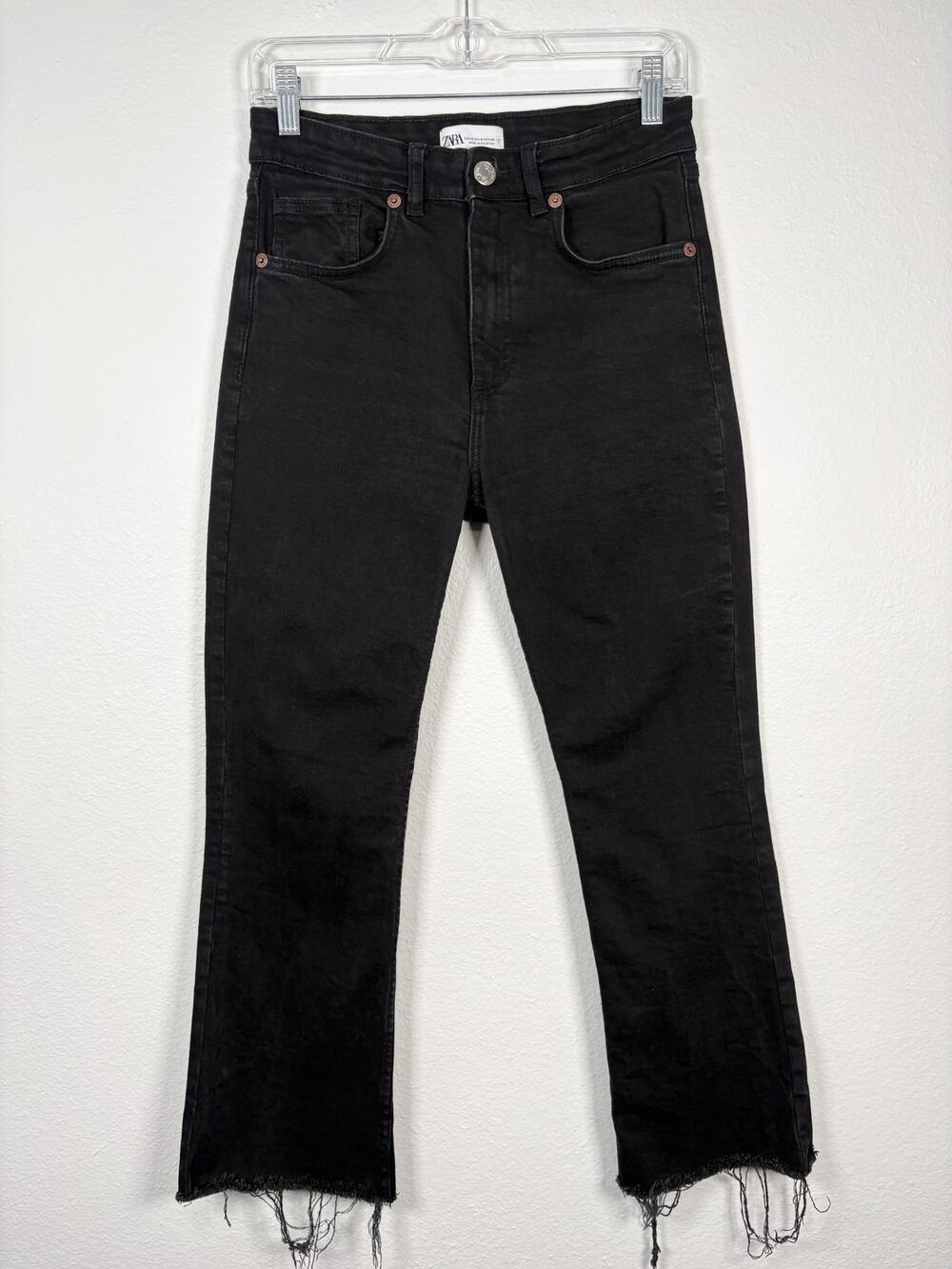 Zara Black High Rise Frayed Hem Cropped Ankle Length Kick Flare Bootcut Jeans